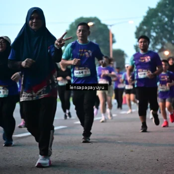 Runner Photo 8303699