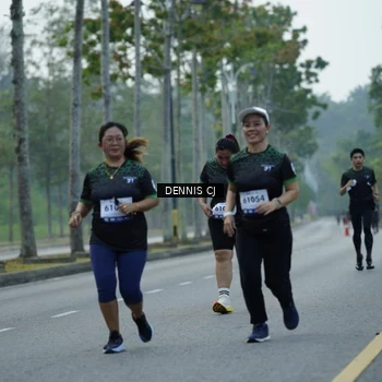 Runner Photo 8303705