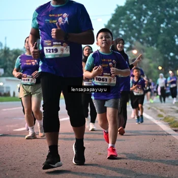 Runner Photo 8303713