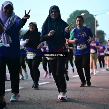Runner Photo 8303724