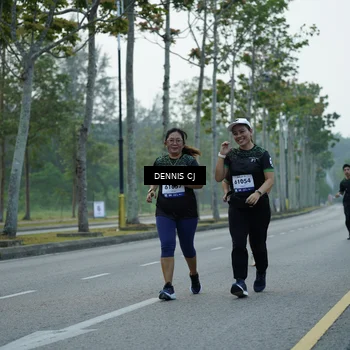 Runner Photo 8303818