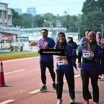 Runner Photo 8303855