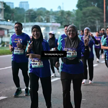 Runner Photo 8303857