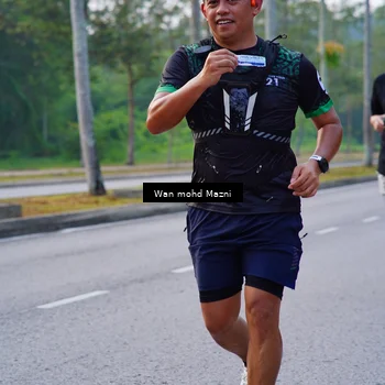 Runner Photo 8303890