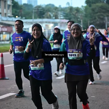 Runner Photo 8303891