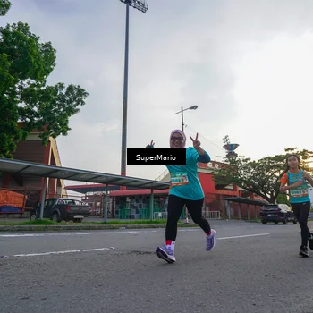 Runner Photo 8303894