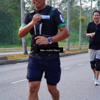 Runner Photo 8303896