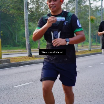 Runner Photo 8303910