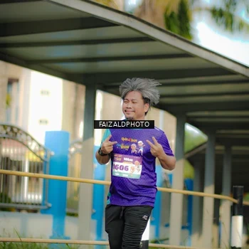 Runner Photo 8303921