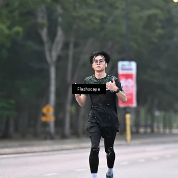 Runner Photo 8303944