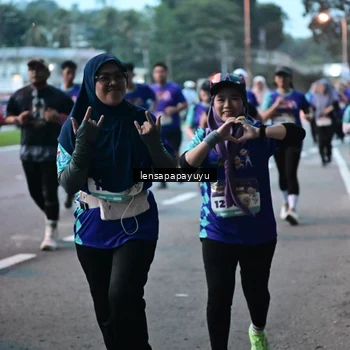 Runner Photo 8303950