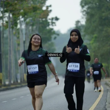Runner Photo 8303954