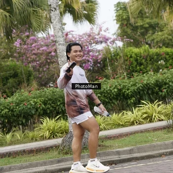 Runner Photo 8303964