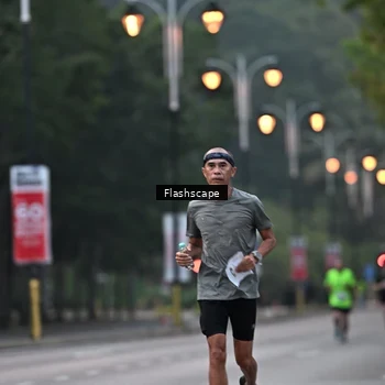 Runner Photo 8303987