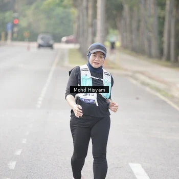 Runner Photo 8304000