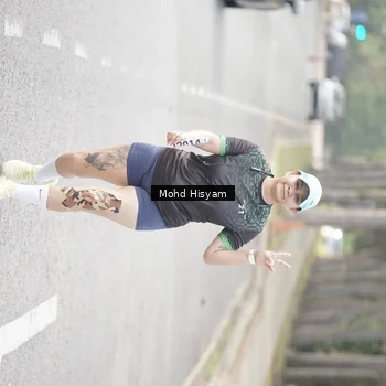 Runner Photo 8304011