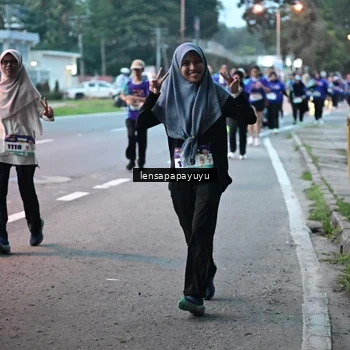 Runner Photo 8304035