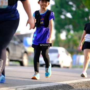 Runner Photo 8304052