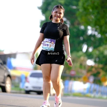 Runner Photo 8304056