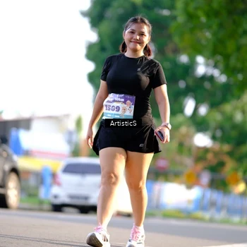 Runner Photo 8304057