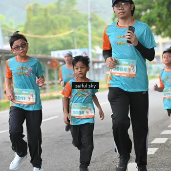 Runner Photo 8304064