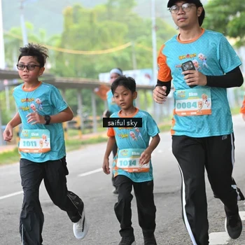 Runner Photo 8304077