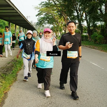 Runner Photo 8304082