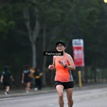 Runner Photo 8304090