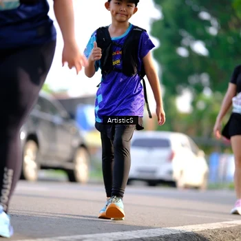 Runner Photo 8304094