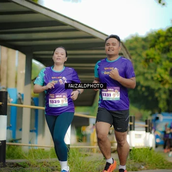 Runner Photo 8304098