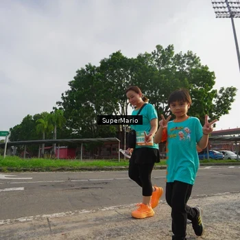 Runner Photo 8304108
