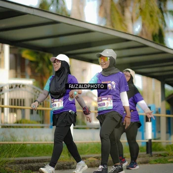 Runner Photo 8304115