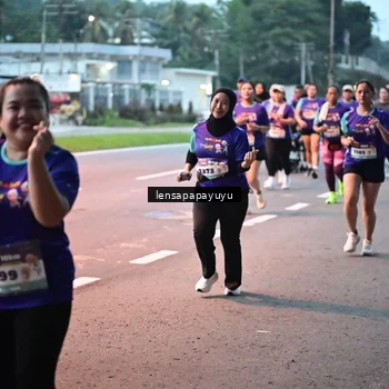 Runner Photo 8304122