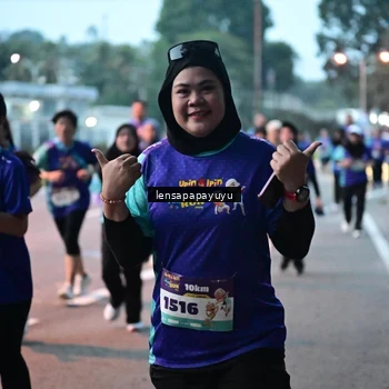 Runner Photo 8304145