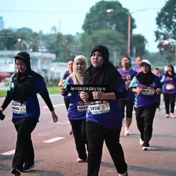 Runner Photo 8304192