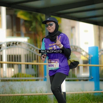 Runner Photo 8304203
