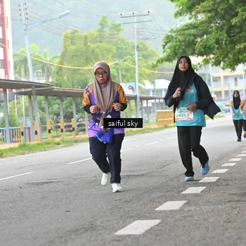 Runner Photo 8304207