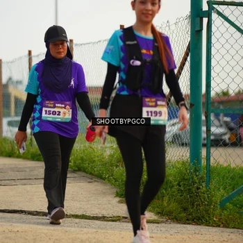 Runner Photo 8304210