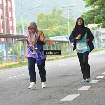Runner Photo 8304240