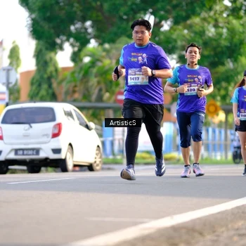 Runner Photo 8304243