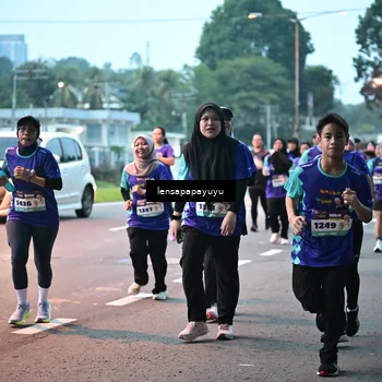 Runner Photo 8304245