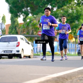Runner Photo 8304261
