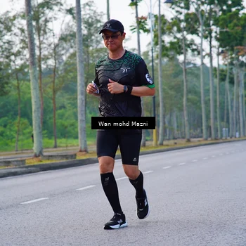 Runner Photo 8304289