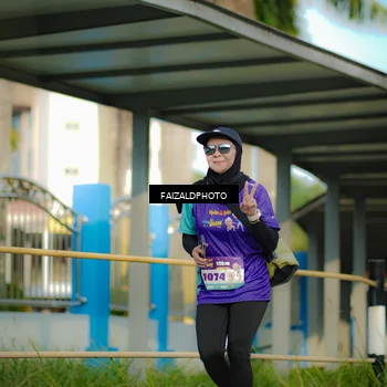 Runner Photo 8304292