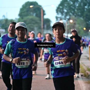 Runner Photo 8304296