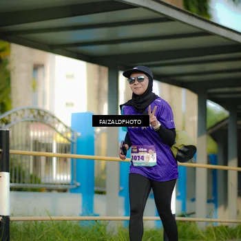Runner Photo 8304297