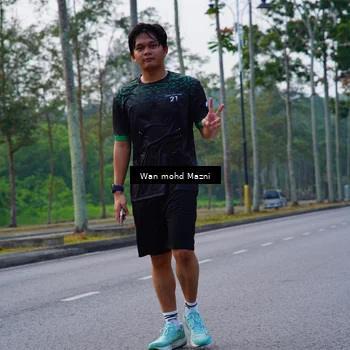 Runner Photo 8304311