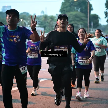 Runner Photo 8304351