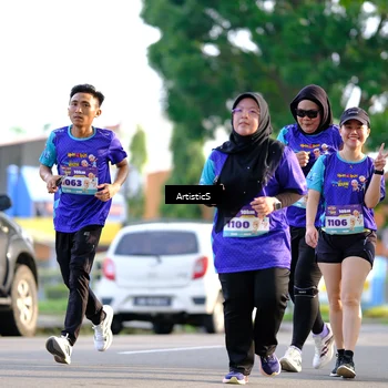 Runner Photo 8304364