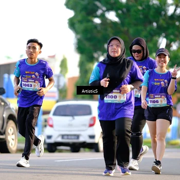 Runner Photo 8304385